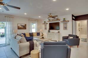 Living Room | Smart TV | Bright Interior Design