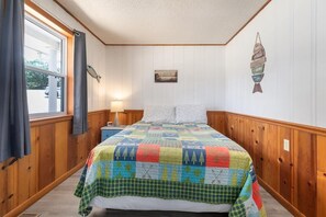 Queen Bedroom