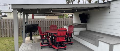 Back Patio and Grilling Area