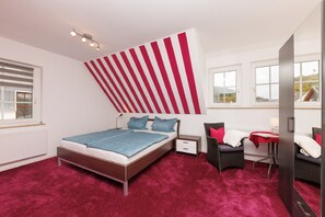 Ferienwohnung "Zum Schieferpfad"-Schlafzimmer