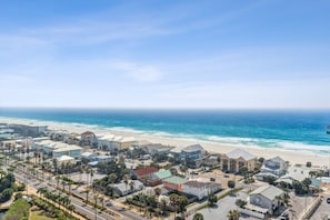 Amazing Ocean Views from the Balcony!