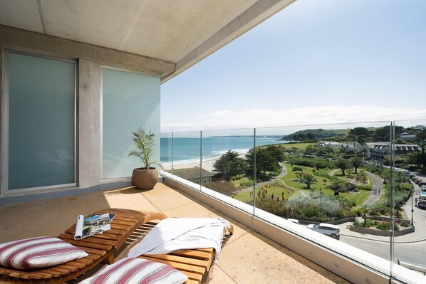 View from Port, The Liner, Falmouth, self catering, Cornwall.