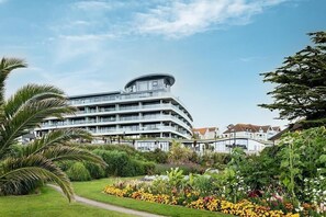 The Liner, Falmouth, self catering, Cornwall.