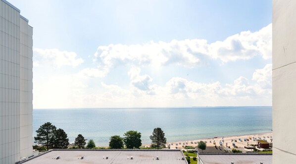 Beach/ocean view