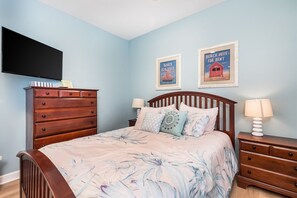Sunset Island 6 Island Edge Drive First Level Bedroom
