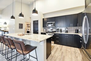 Spacious kitchen for many cooks!