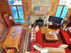 The main living and dining area of Trailhead Lodge.