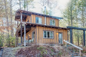 The private decks offer a seamless blend of comfort and mountain views. 