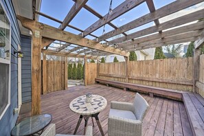 Furnished Deck | Front Porch w/ Seating | Walk to Downtown