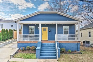 Parking | Driveway (2 Vehicles) | Single-Story Property