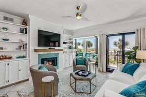 Enjoy the beautiful view of the Gulf of Mexico from the living room