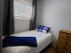 Bedroom #1 with twin bed