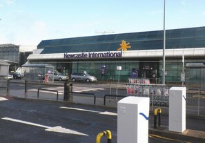 New Castle Airport