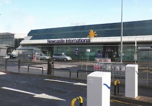 New Castle Airport