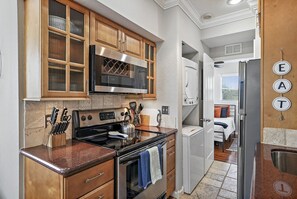 Kitchen with Washer & Dryer