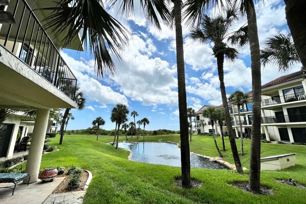 ocean side/lagoon side patio