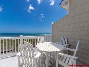 Top Floor Sun Deck