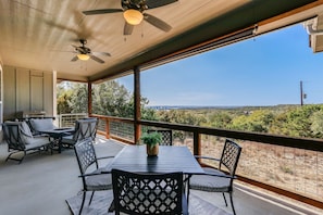 Covered patio with views of Canyon Lake