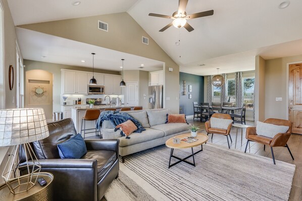 Open concept living space with lots of natural light