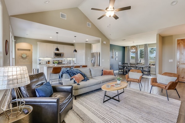 Open concept living space with lots of natural light