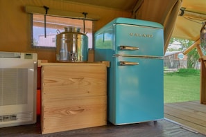 Retro Style Fridge and small kitchen area