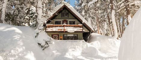 The Hodge Podge Lodge in full winter snow!