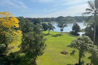 Hilo's Finest 2 bd Condo - Pool, A/C, Views!