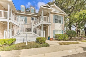 Condo Exterior | 2nd-Floor Unit