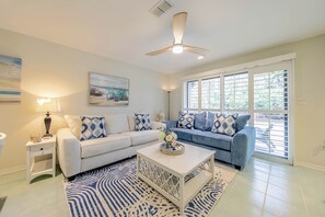 Open Plan Living Room (2)