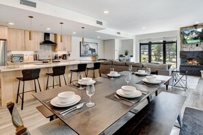 Beautiful Dining Room Area