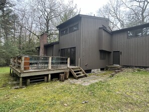 Large deck off dining room perfect for outside BBQing and dining