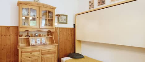Furniture, Property, Cabinetry, Wood, Drawer, Comfort, Floor, Flooring, Shelving, Hardwood