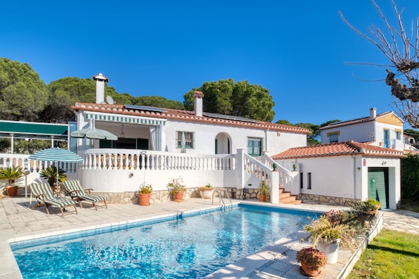 House with private pool in l'Escala