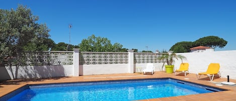 House for rent with private swimmingpool.