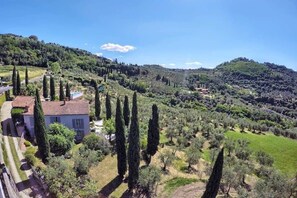 Stunning Tuscan landscape surrounded the house