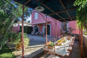 Covered terrace