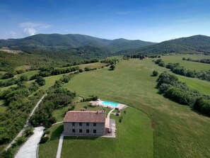 Aerial view of this large Tuscany villa rental