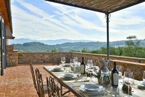 Large terrace for al fresco dining