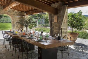 Al fresco dining on the terrace