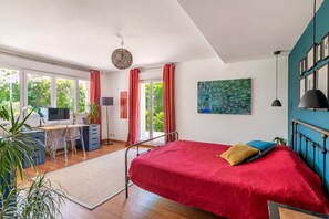 Bedroom 1 - Double