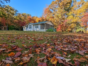 Newly remodeled Bungalow on 20 wooded acres with stream and walking trails