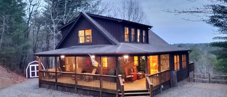 Blue Bear Ridge cabin