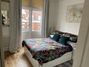 BALCONY BEDROOM 1