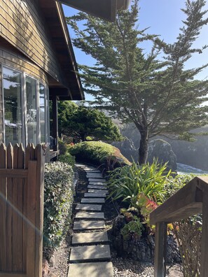 Steps to your Private Outdoor Shower