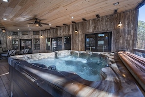 Hot tub