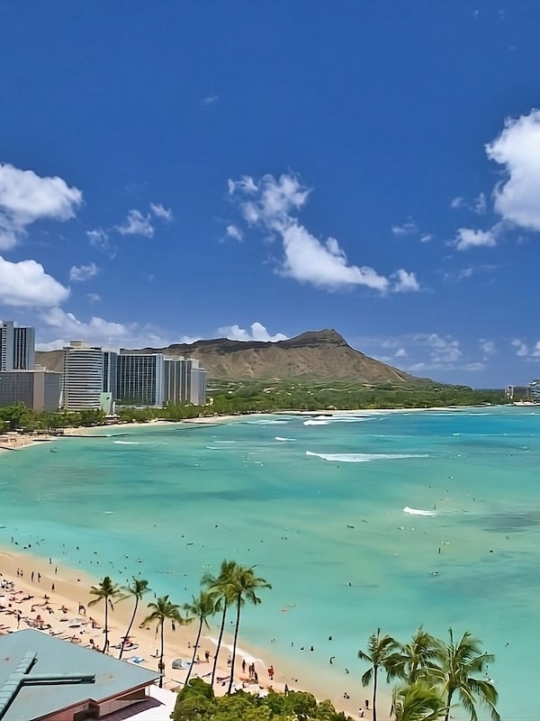 Waikiki Beach