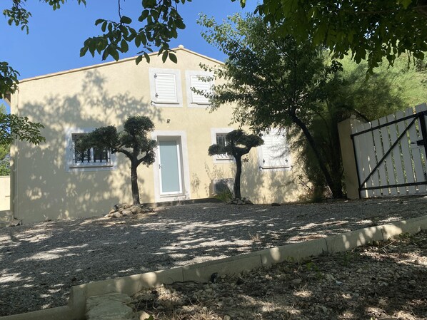 Exteriör
