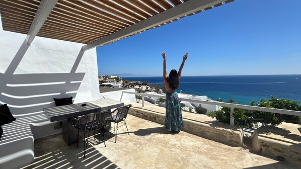 Balcony and Sea View