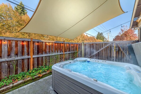 Bain à remous extérieur