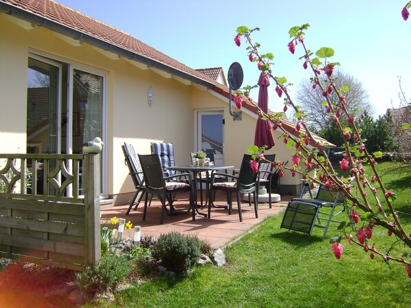 Terrasse in Süd-West-Lage